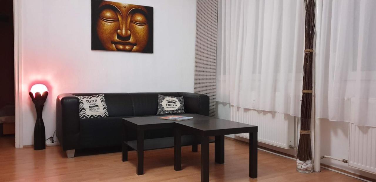 Goldapartman Salgótarján Dış mekan fotoğraf